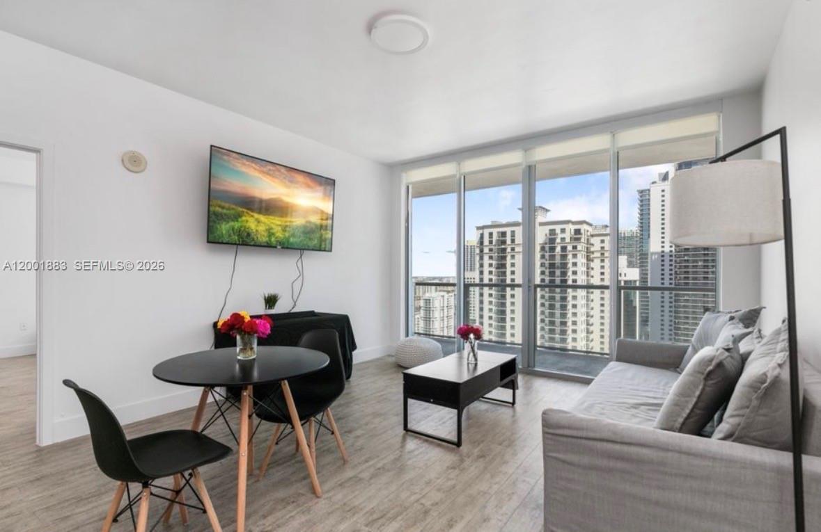 1111 SW 1st Ave, Miami FL 33130 photo 4