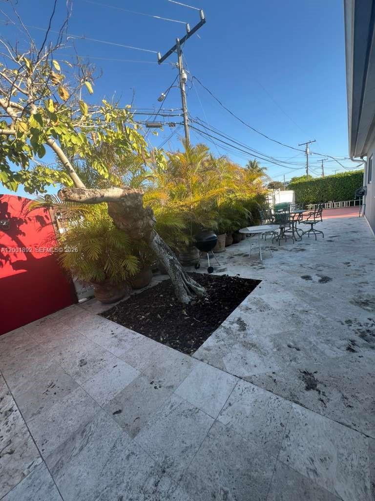 6900 SW 22nd St, Miami FL 33155 photo 5