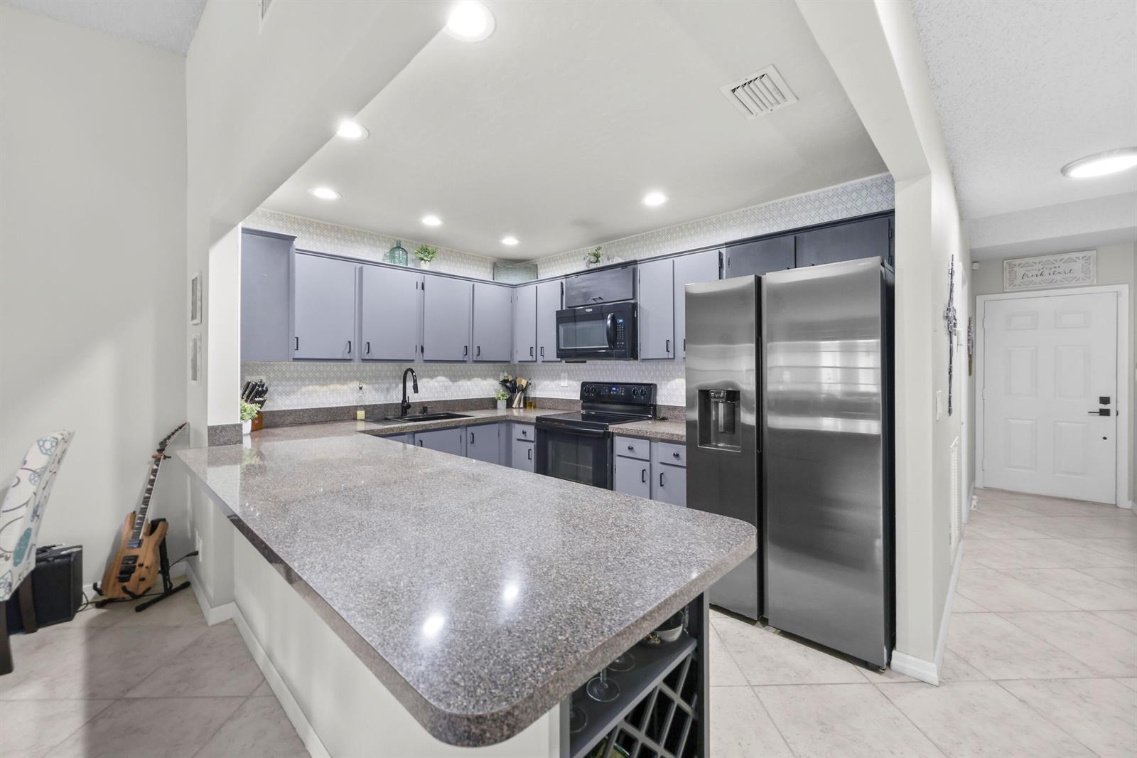 39 Bethesda Park Circle # L39, Boynton Beach FL 33435 photo 4