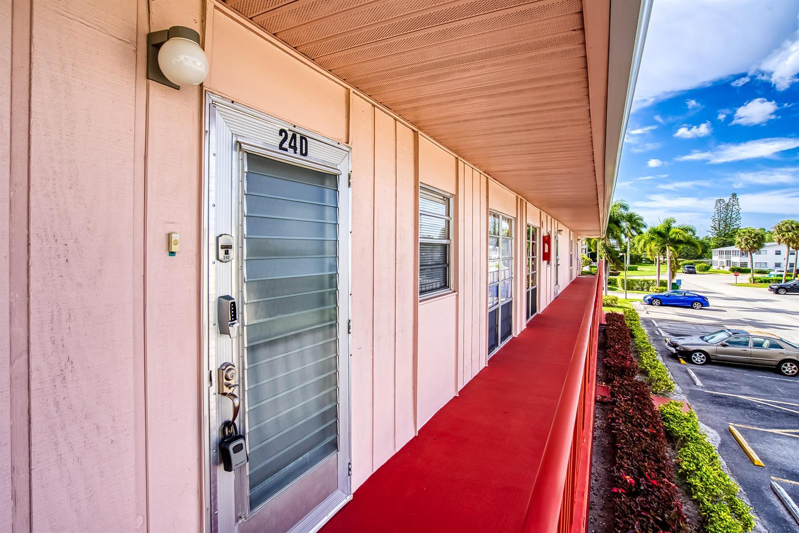 24 Golfs Edge # D, West Palm Beach FL 33417 photo 4