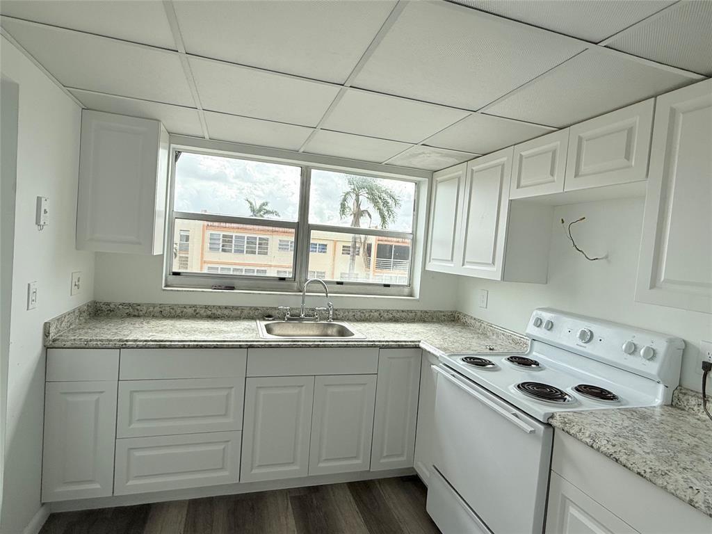 2501 NW 41st Avenue # 401, Lauderhill FL 33313 photo 2