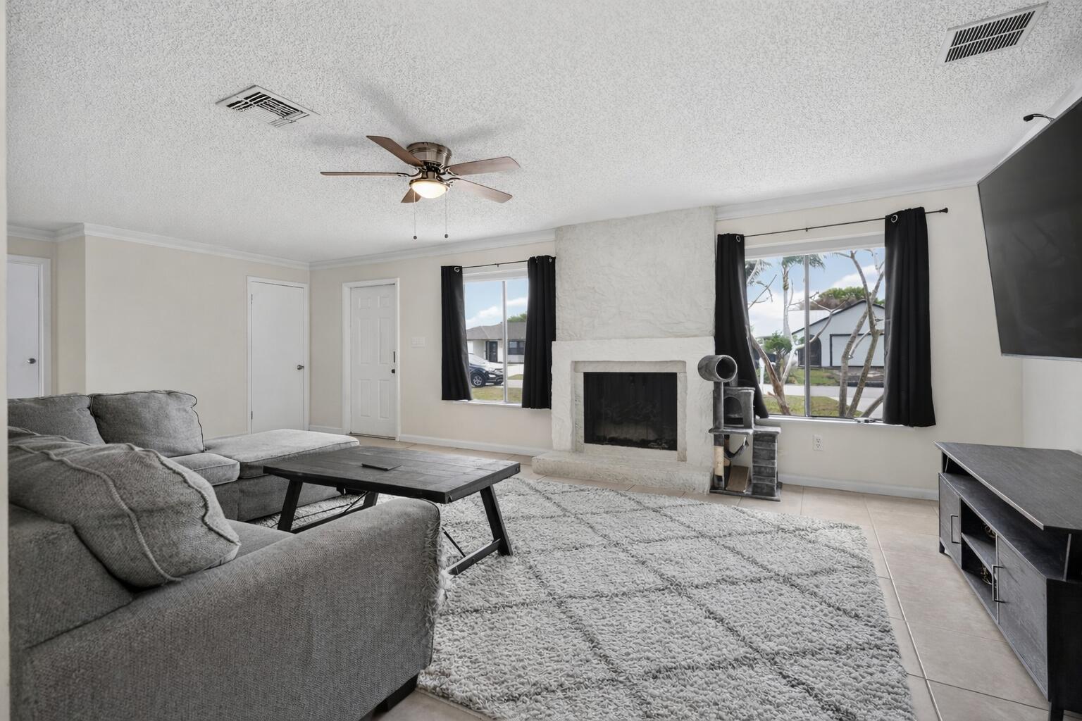 2289 SE Carnation Road, Port St. Lucie FL 34952 photo 2