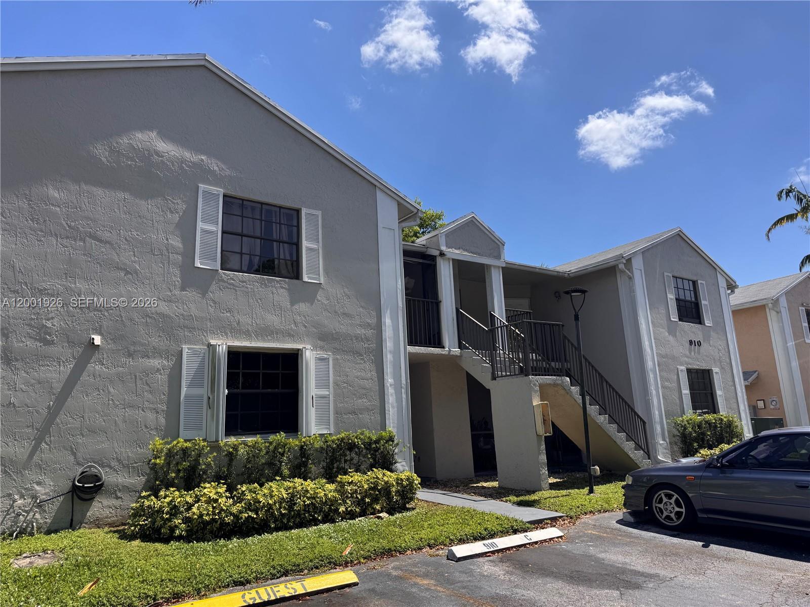 910 Constitution Dr # 910C, Homestead FL 33034