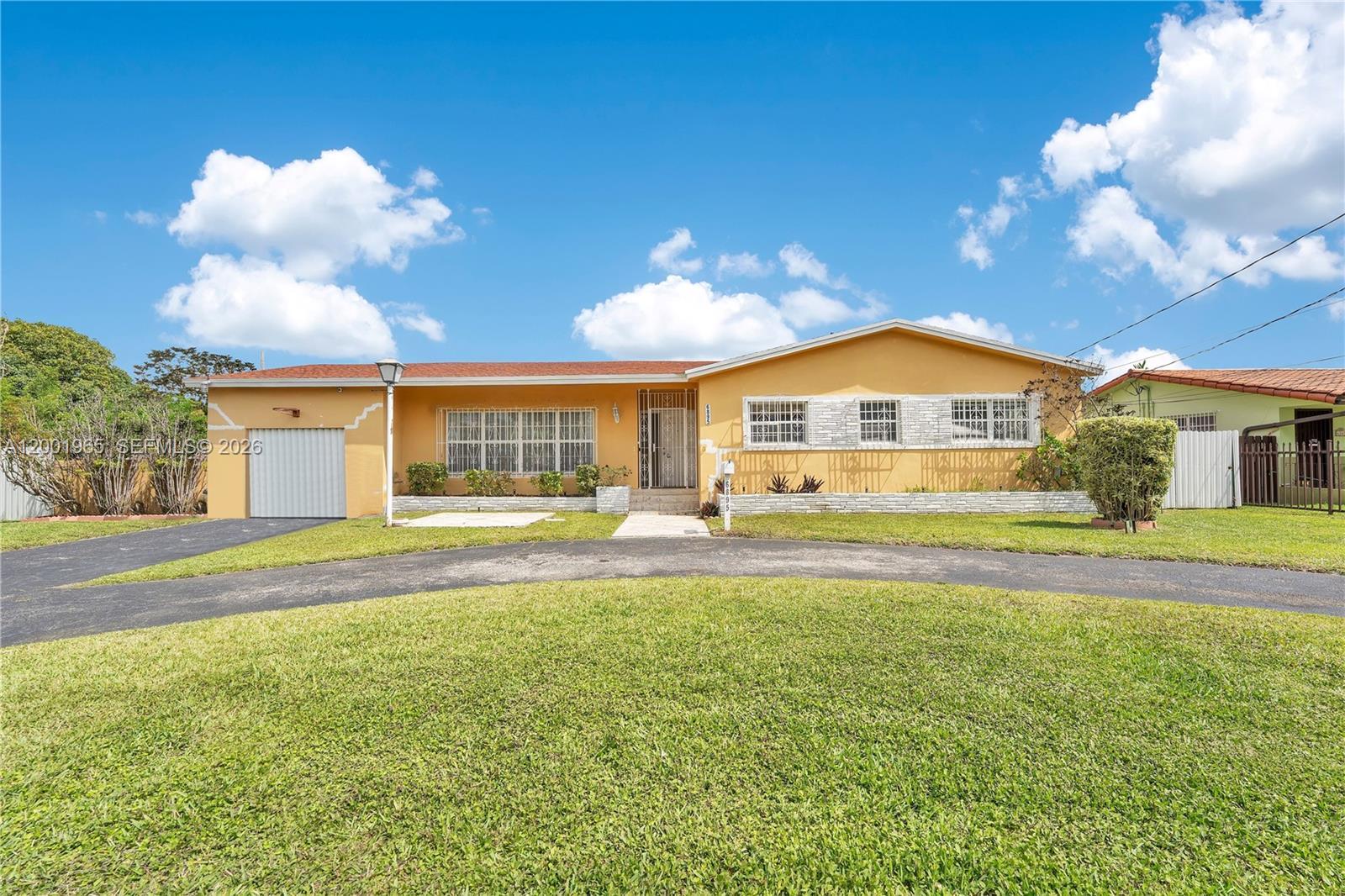 6895 SW 16th St, Miami FL 33155 photo 2