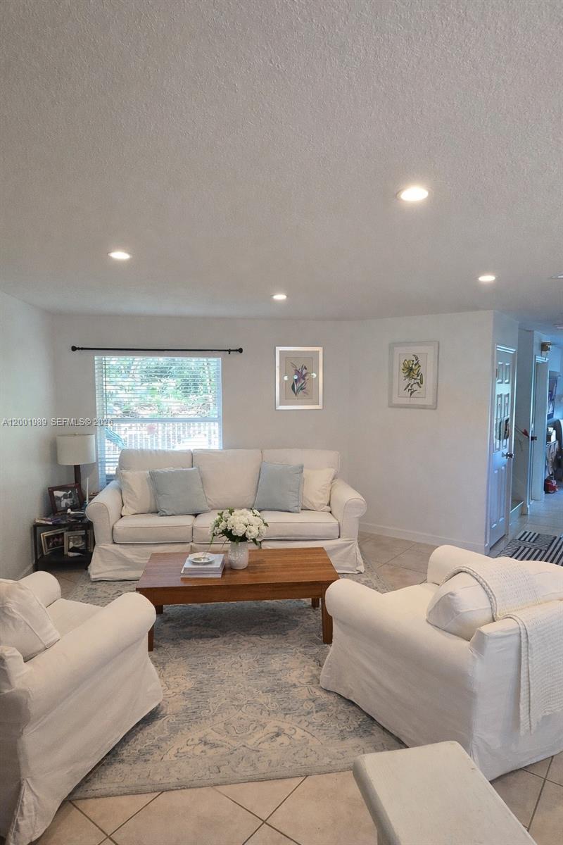 17029 NW 23rd St, Pembroke Pines FL 33028 photo 3
