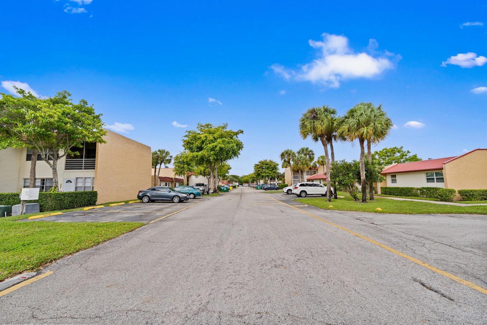 132 Lake Carol Drive, West Palm Beach FL 33411 photo 2
