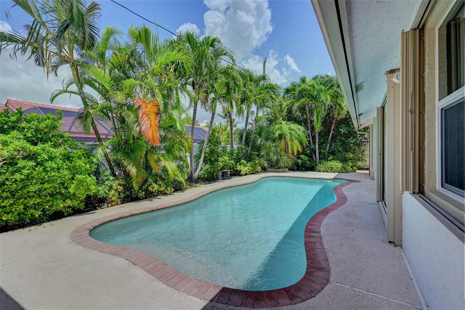 7743 W Country Club Boulevard, Boca Raton FL 33487 photo 2