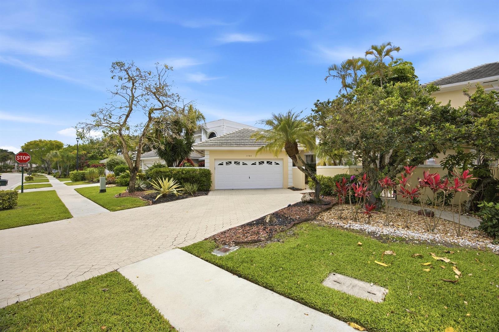 7780 Travelers Tree Drive, Boca Raton FL 33433 photo 5