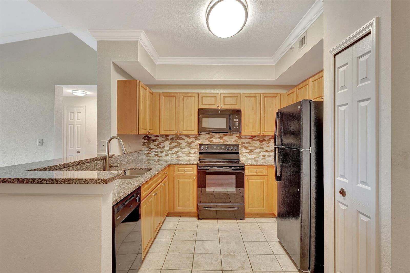 15085 Michelangelo Boulevard # 208, Delray Beach FL 33446 photo 2
