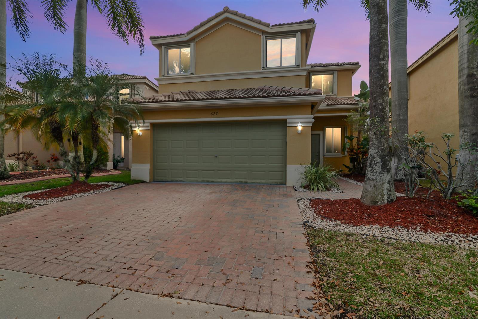 627 Conservation Drive, Weston FL 33327