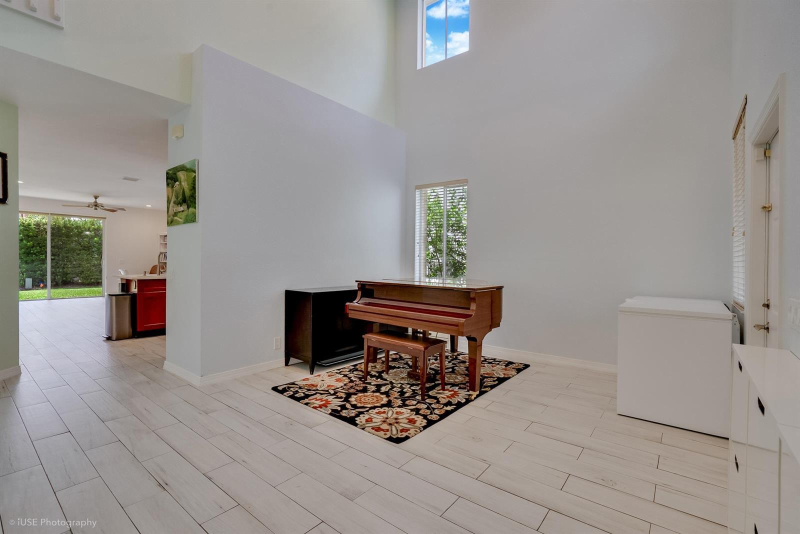 627 Conservation Drive, Weston FL 33327 photo 4