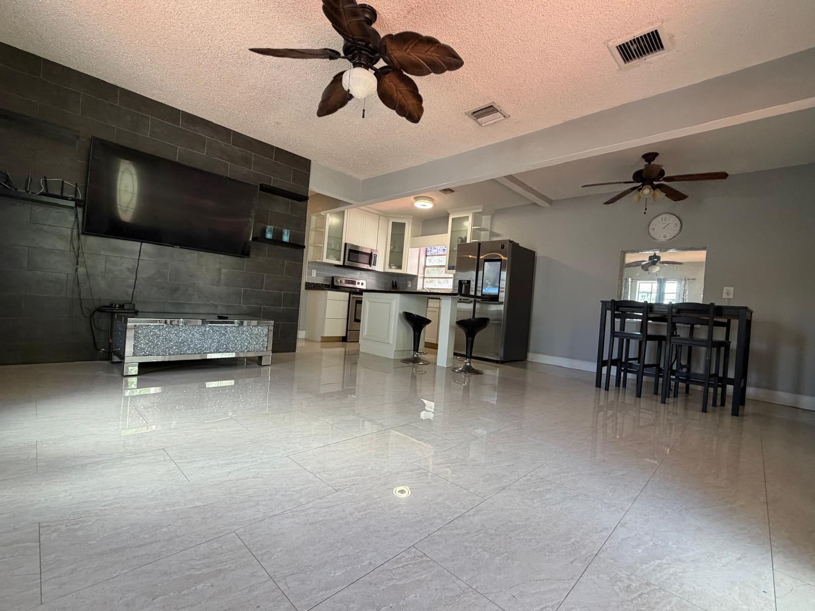 1674 NE 169th Street, North Miami Beach FL 33162 photo 4