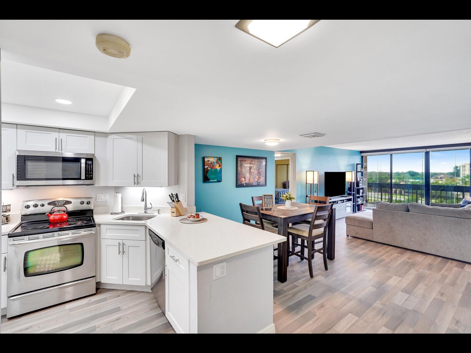 2400 Presidential Way # 401, West Palm Beach FL 33401 photo 3