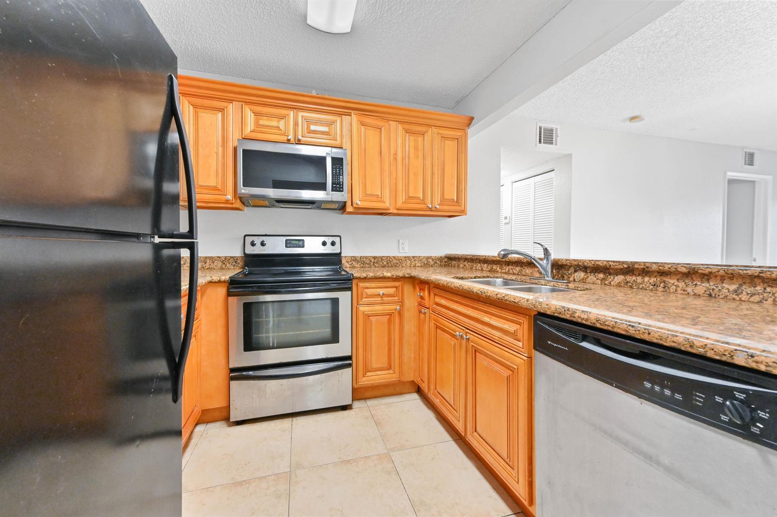 1445 Lake Crystal Drive # F, West Palm Beach FL 33411 photo 3