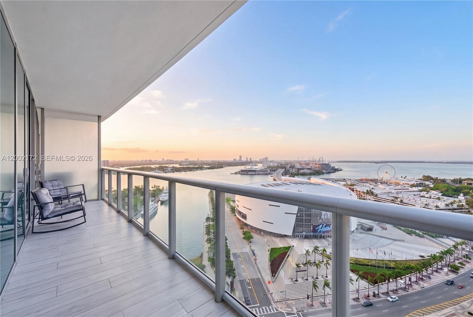 888 Biscayne Blvd # 2404, Miami FL 33132 photo 3