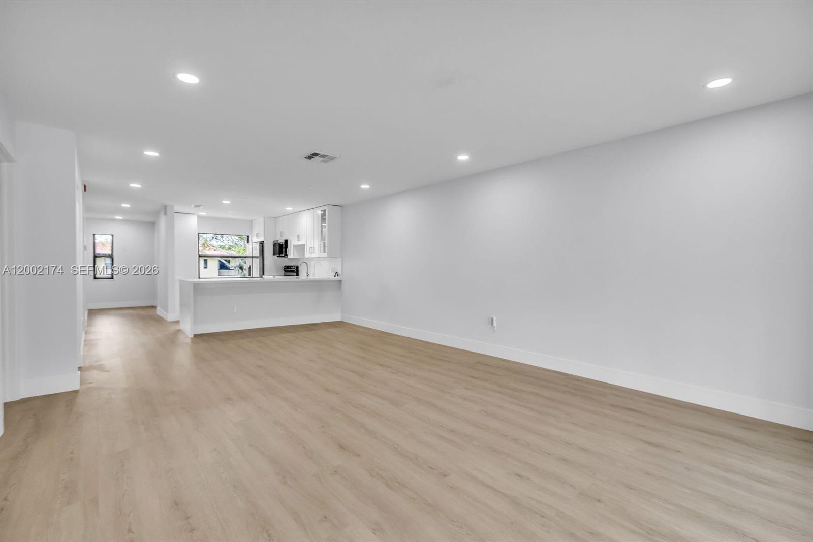 8535 Casa Del Lago # F, Boca Raton FL 33433 photo 2