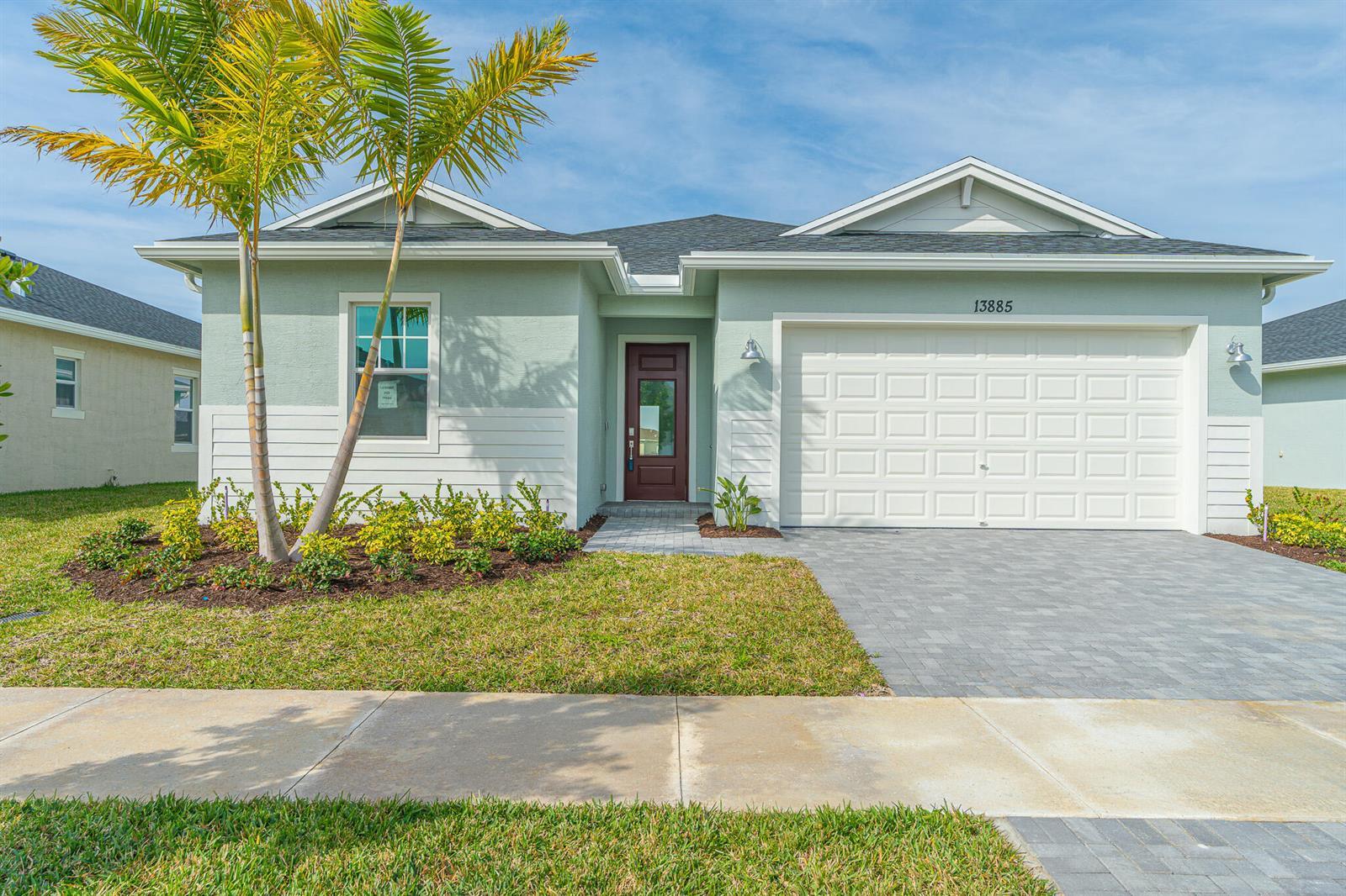 13885 SE Riversway Street, Port St. Lucie FL 34984