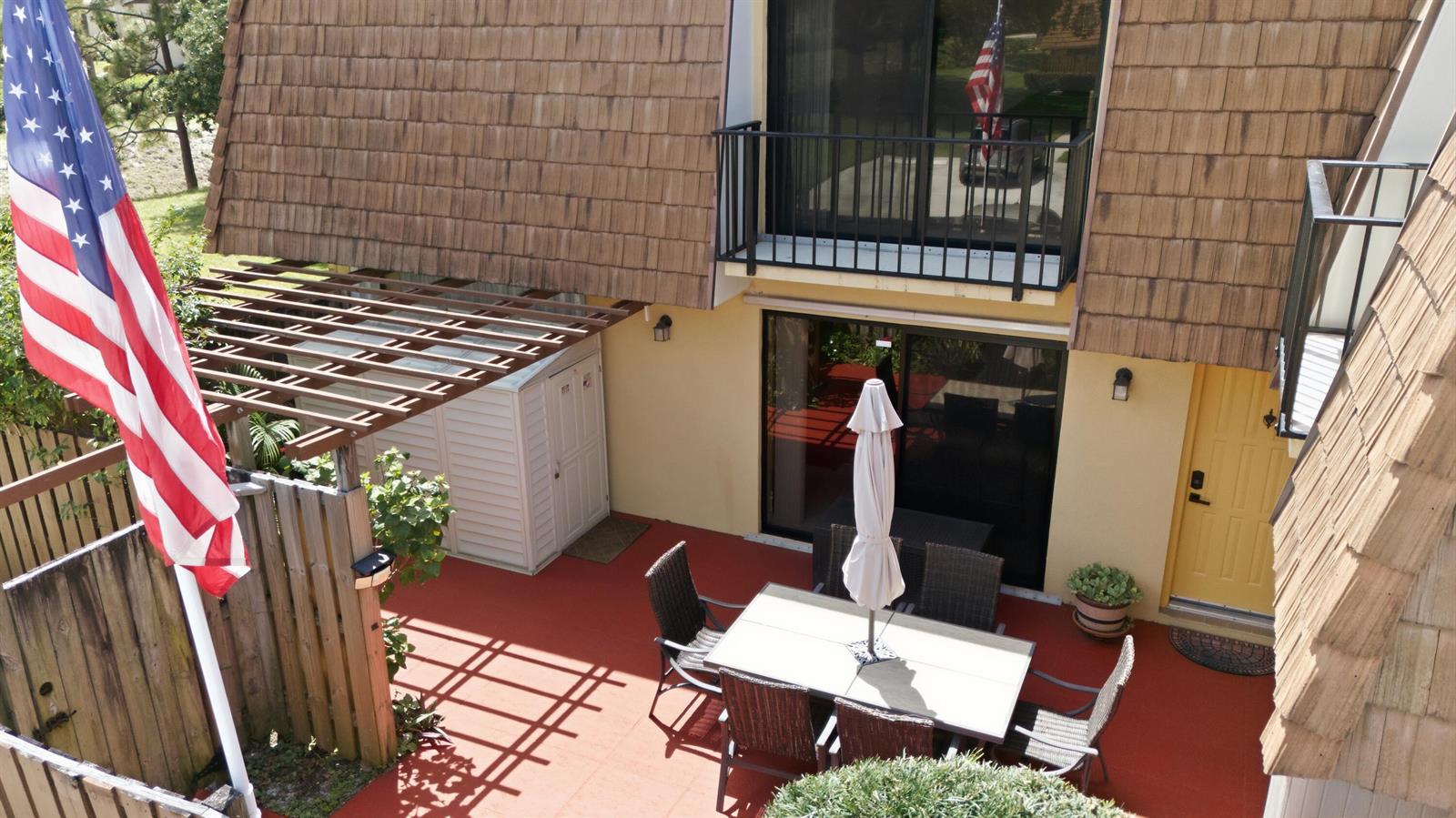 1104 11th, FL 33463 photo 4