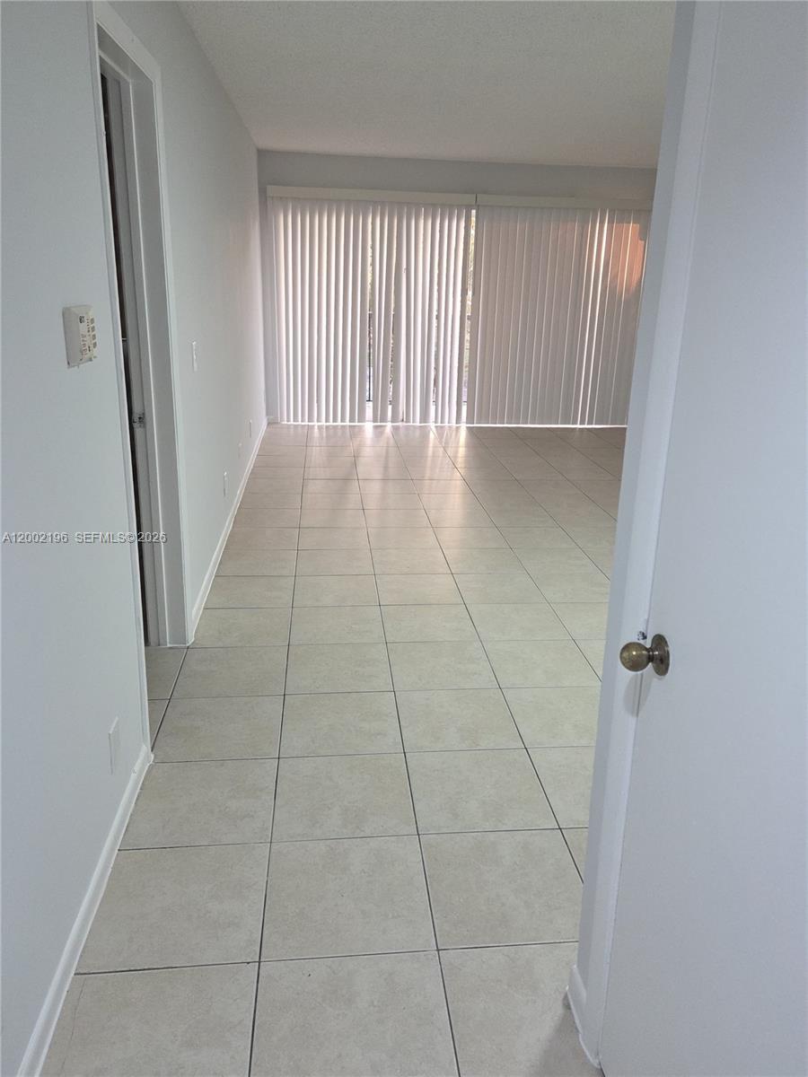 8871 Wiles Rd # 208, Coral Springs FL 33067 photo 4