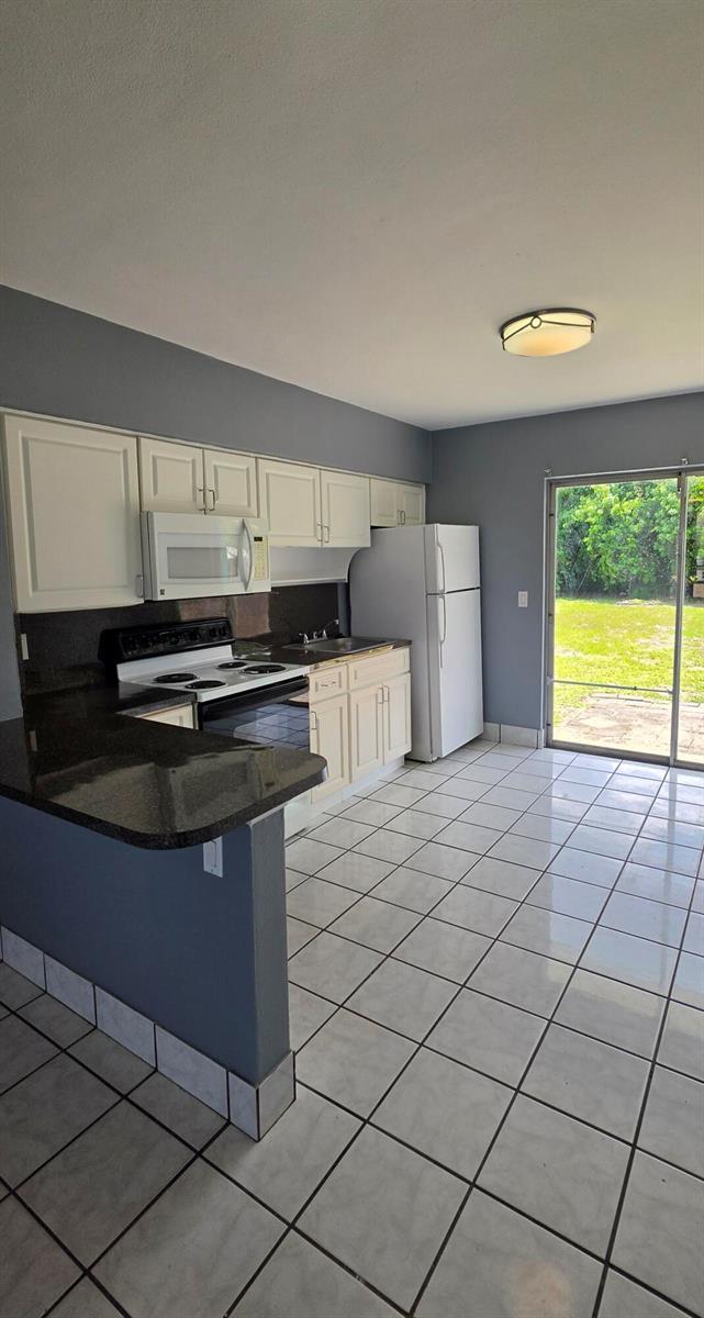 8531 Sunset Drive, Palm Beach Gardens FL 33410 photo 4