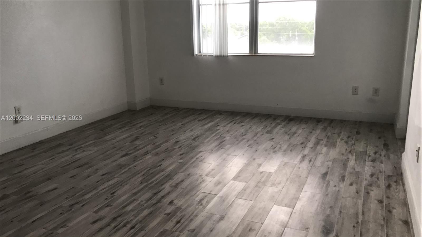 1830 Radius Dr # 407, Hollywood FL 33020 photo 2