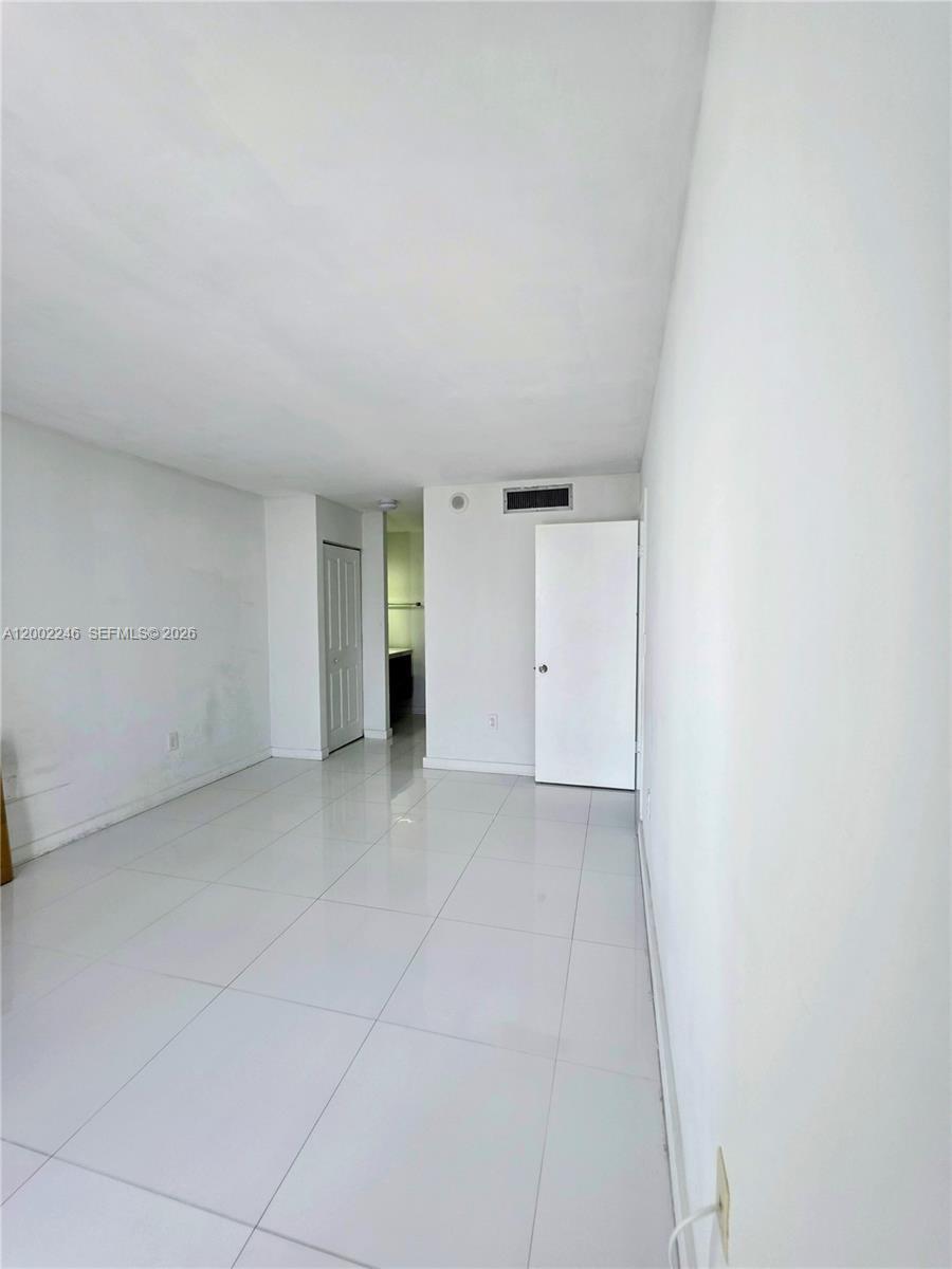 1200 NE Miami Gardens Dr # 1003W, Miami FL 33179 photo 3