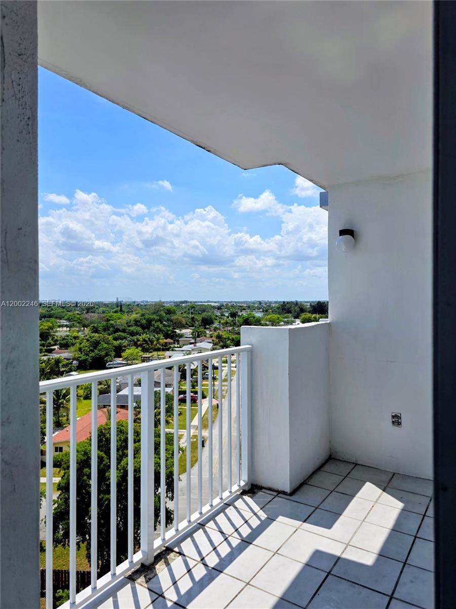 1200 NE Miami Gardens Dr # 1003W, Miami FL 33179 photo 5