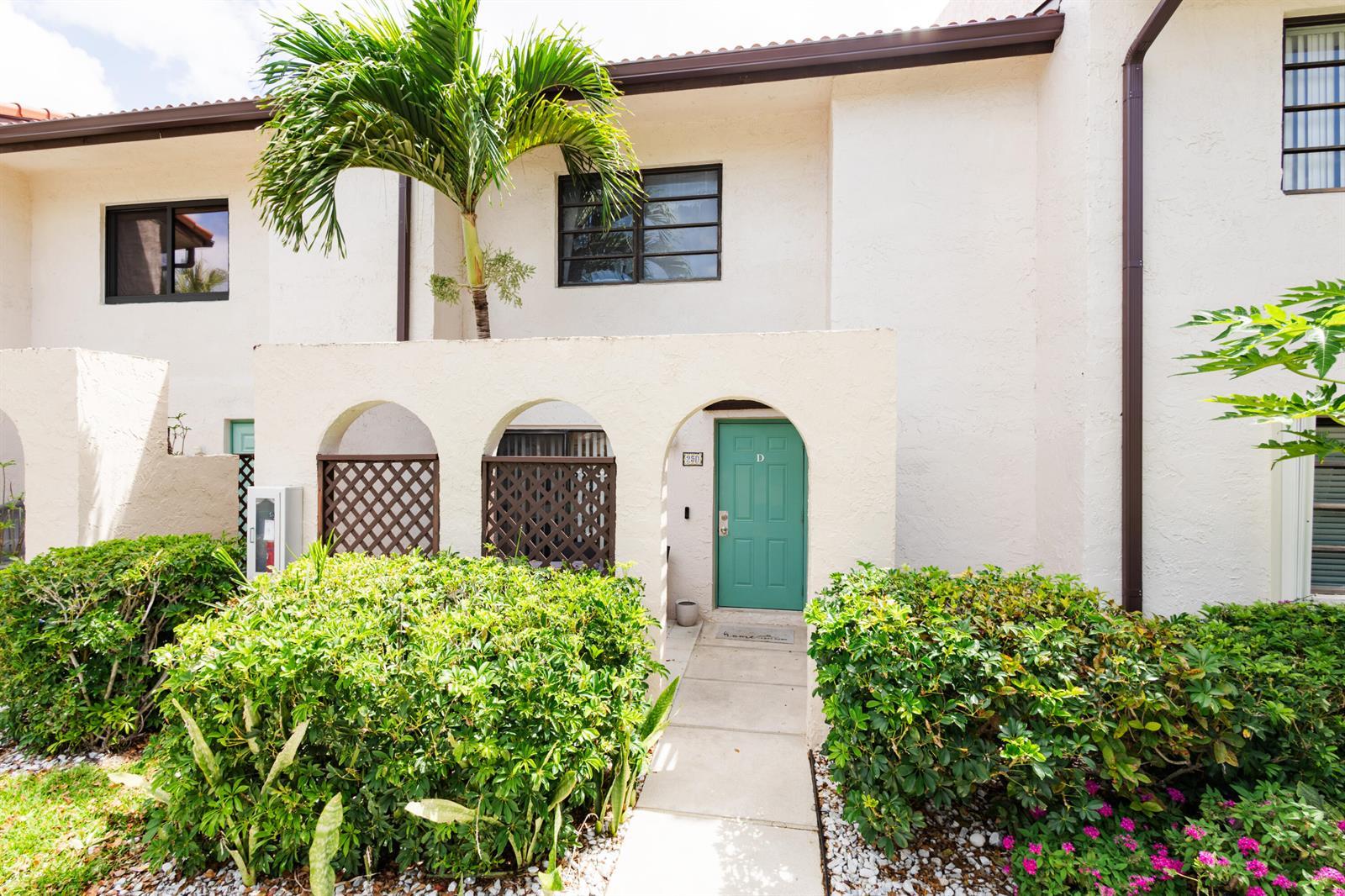 21820 Cypress Circle # 25d, Boca Raton FL 33433