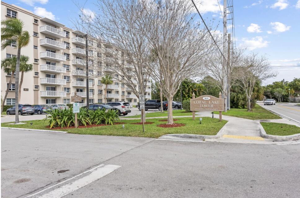 1831 NE 38th Street # 410, Oakland Park FL 33308 photo 2