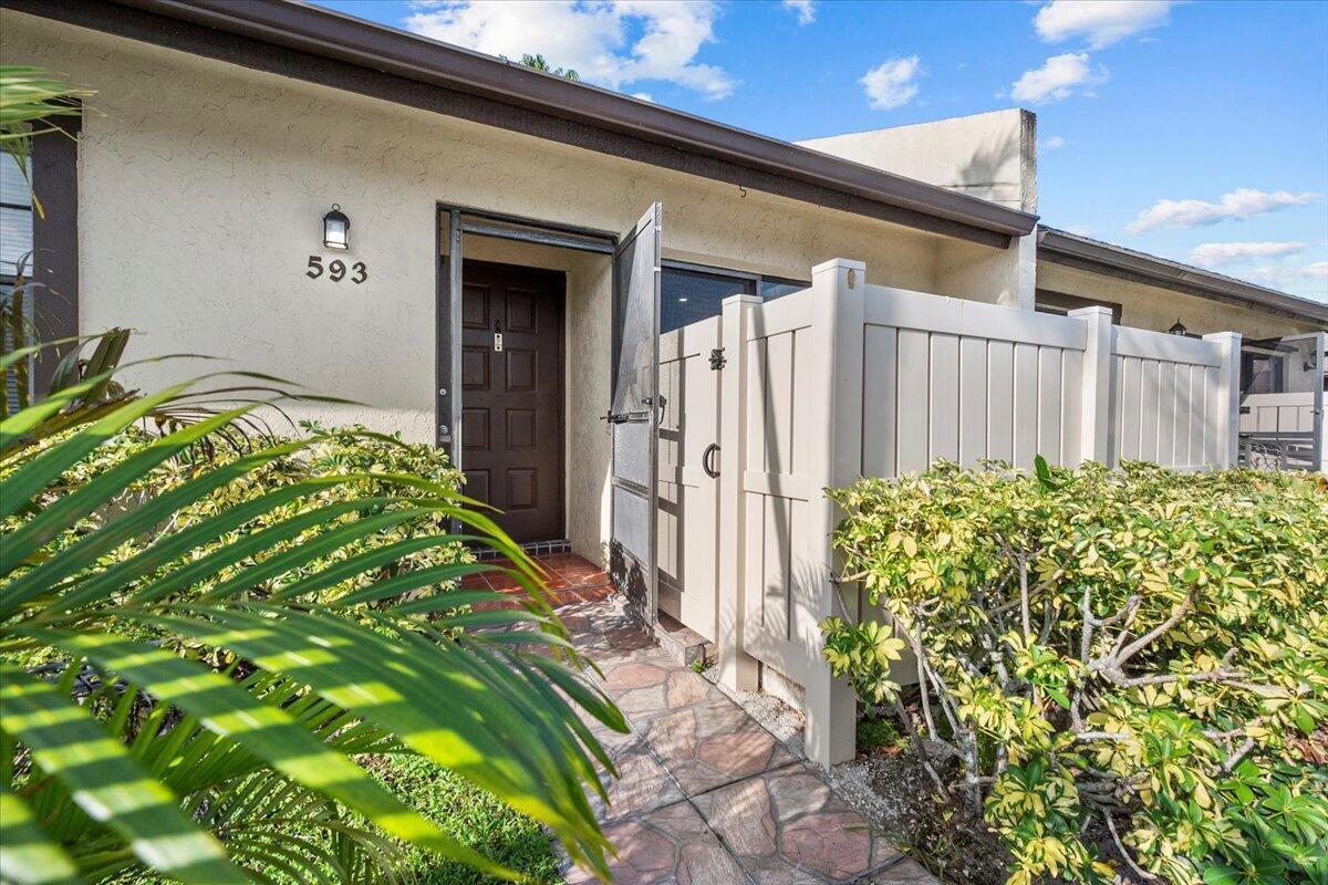 593 Banks Road # 593, Margate FL 33063 photo 4