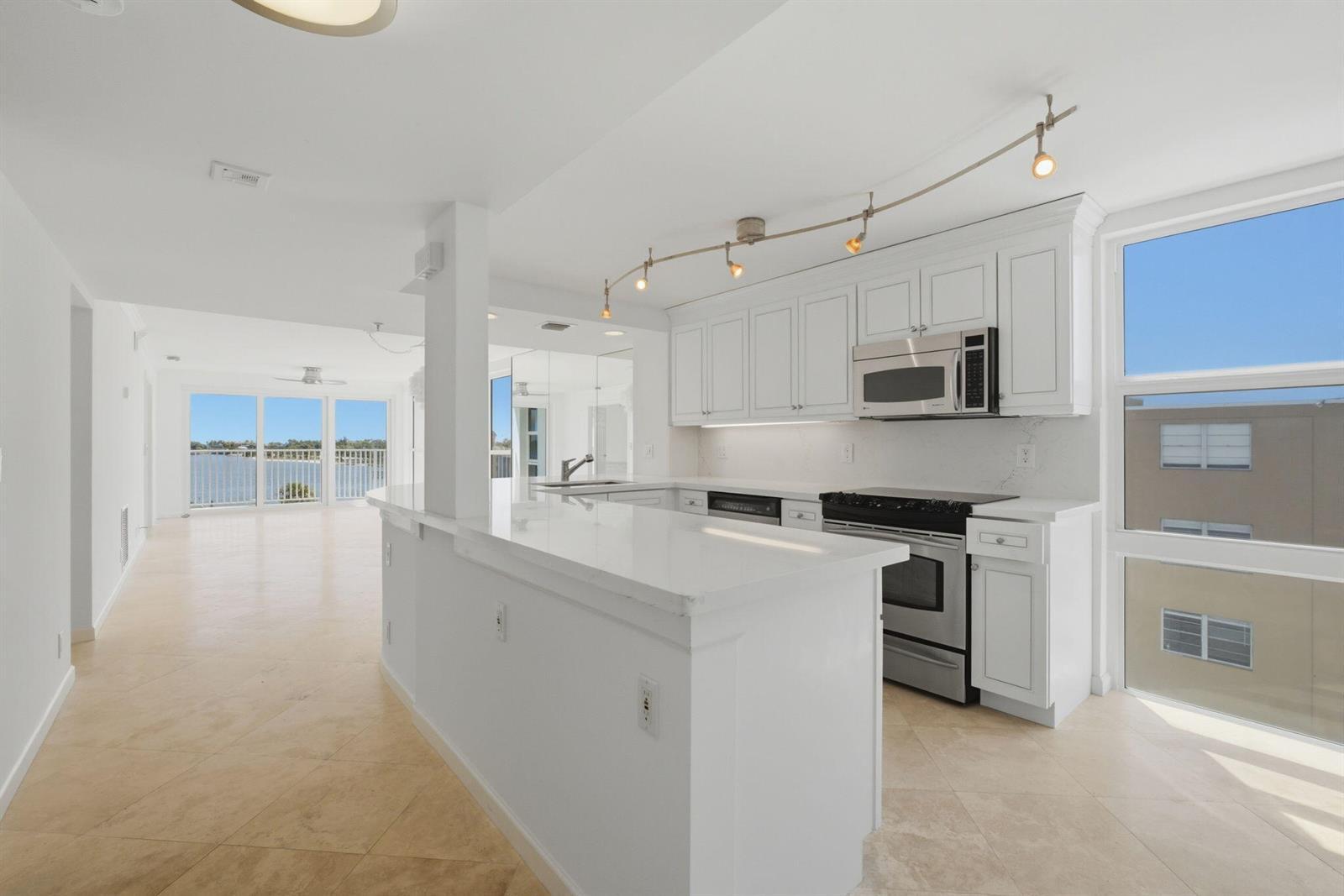 3901 S Flagler Drive # 503, West Palm Beach FL 33405