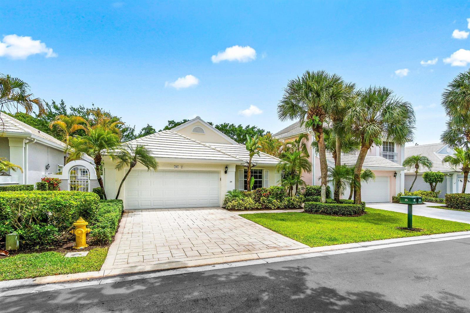 25 Wyndham Lane, Palm Beach Gardens FL 33418 photo 2