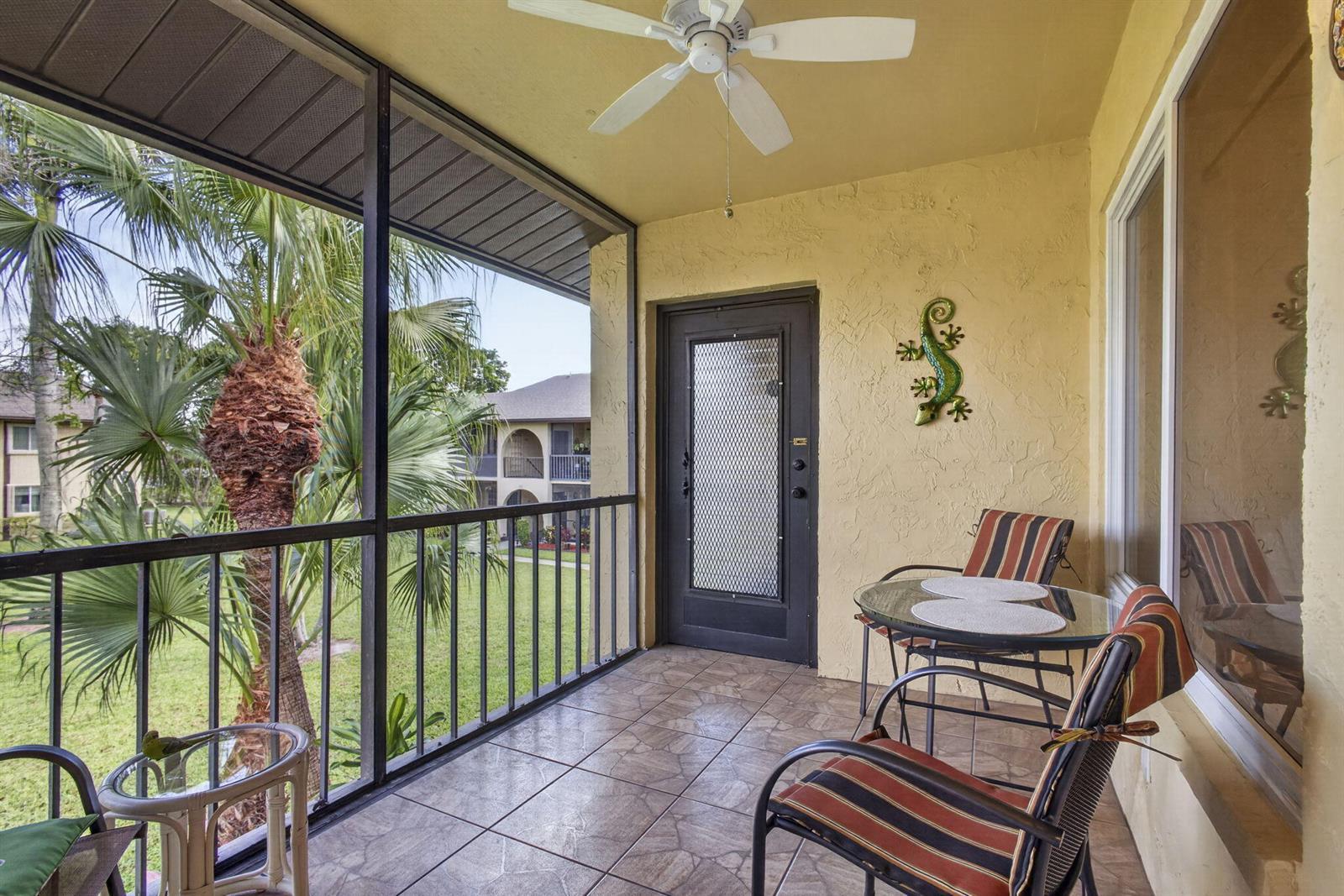 301 Pine Ridge Circle # 2, FL 33463 photo 3