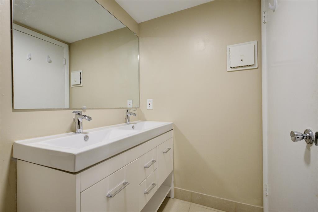 188 Piedmont D # 188, Delray Beach FL 33484 photo 4