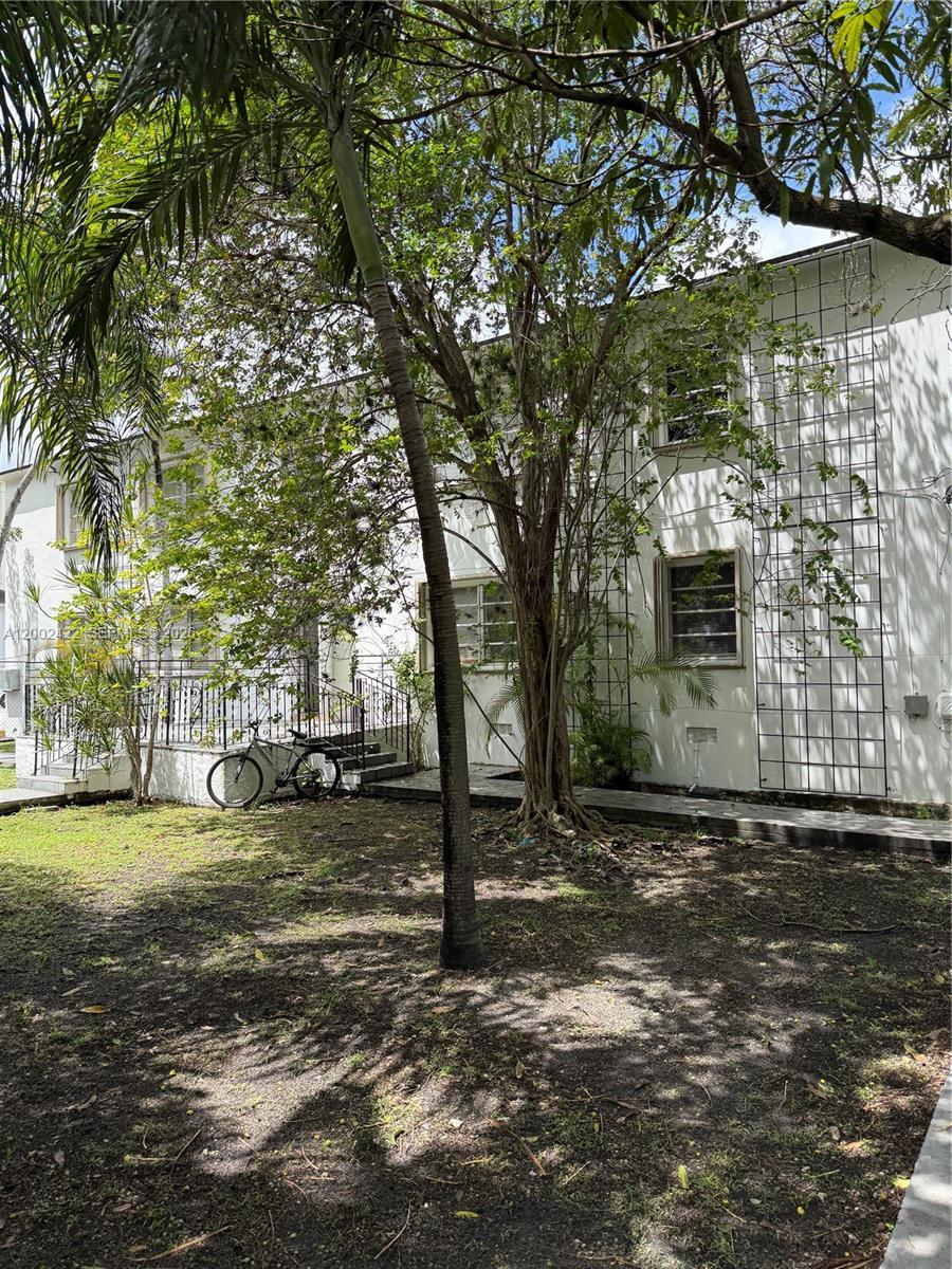 1421 SW 37th Ave # 3, Miami FL 33145 photo 2