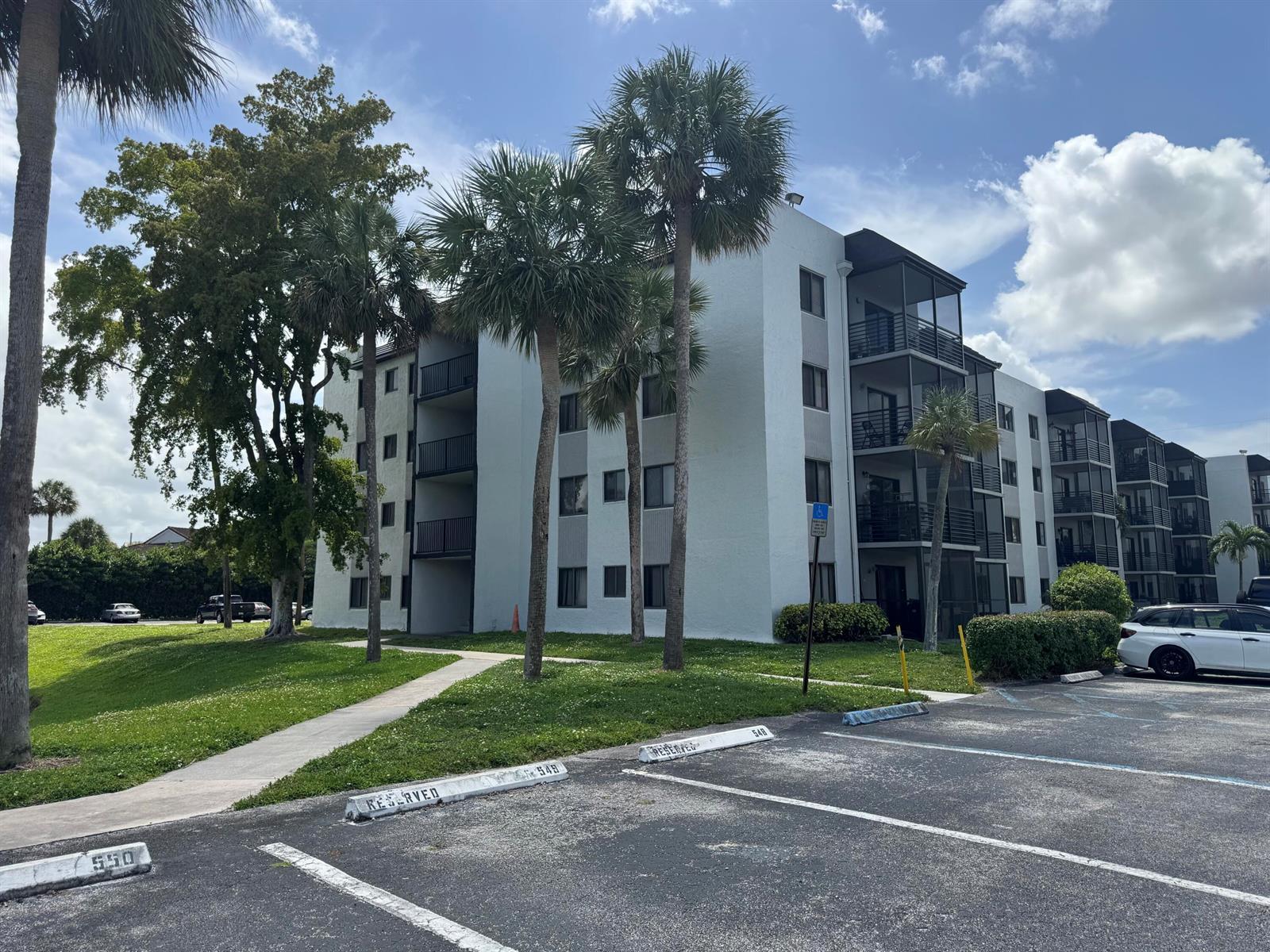 3710 N Pine Island Road # 122, Sunrise FL 33351