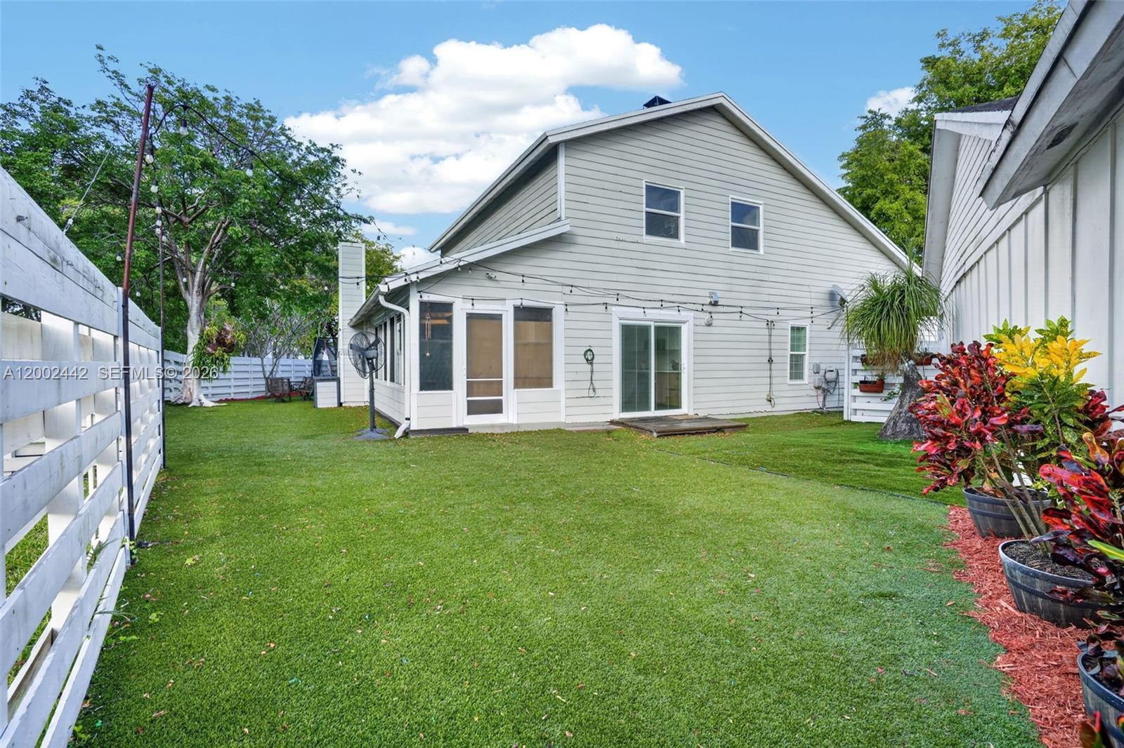 14914 SW 142nd Pl, Miami FL 33186 photo 3