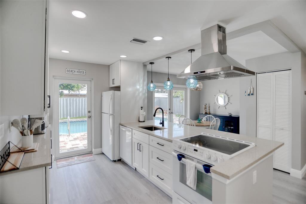 1437 NE 25th Street, Pompano Beach FL 33064 photo 5