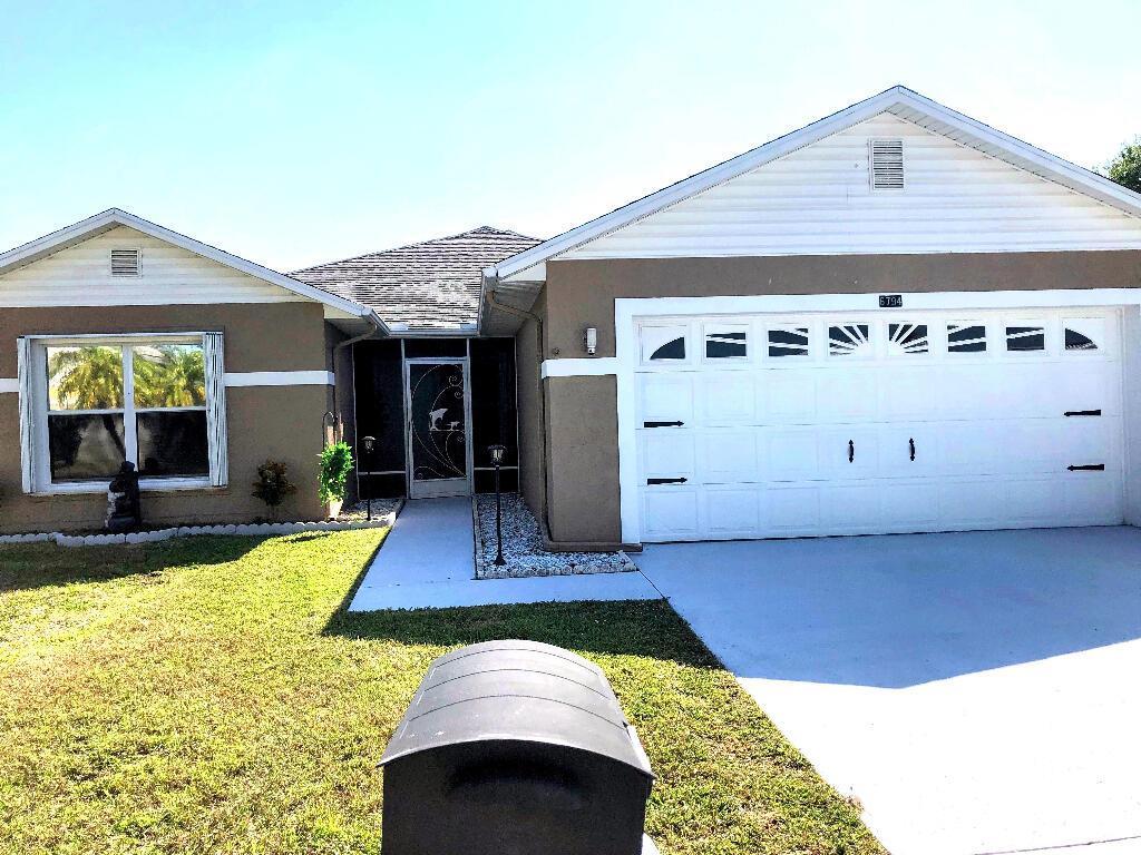 6794 Picante Circle, Fort Pierce FL 34951 photo 2