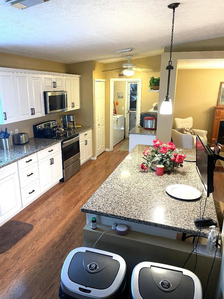 6794 Picante Circle, Fort Pierce FL 34951 photo 5