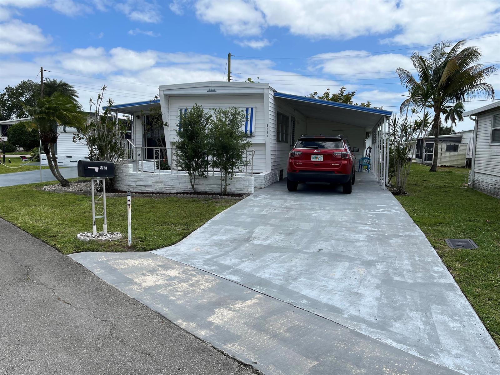 8510 SW 18th Place, Davie FL 33324 photo 2