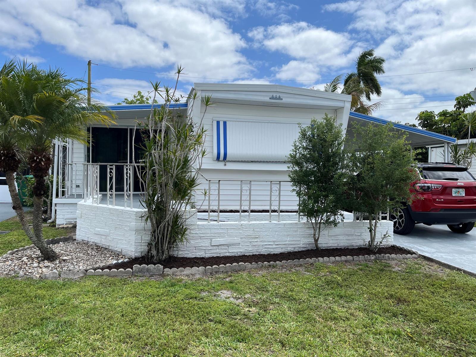 8510 SW 18th Place, Davie FL 33324