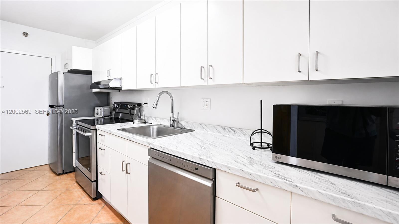 100 Lincoln Rd # 1209, Miami Beach FL 33139 photo 5