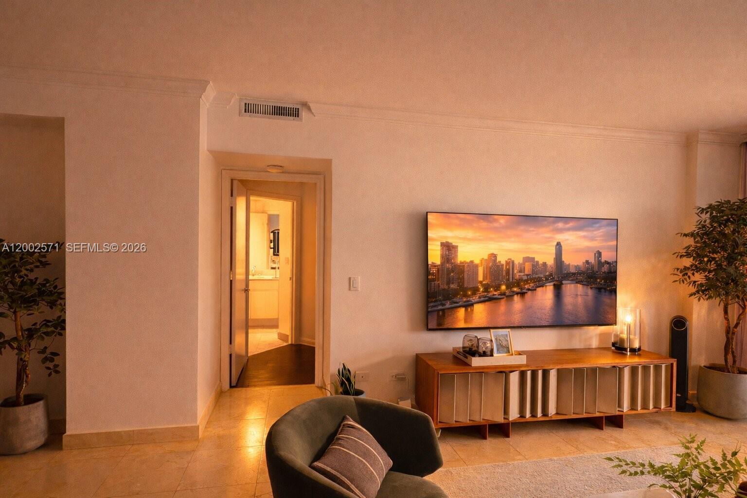 848 Brickell Key Dr # 905, Miami FL 33131 photo 4