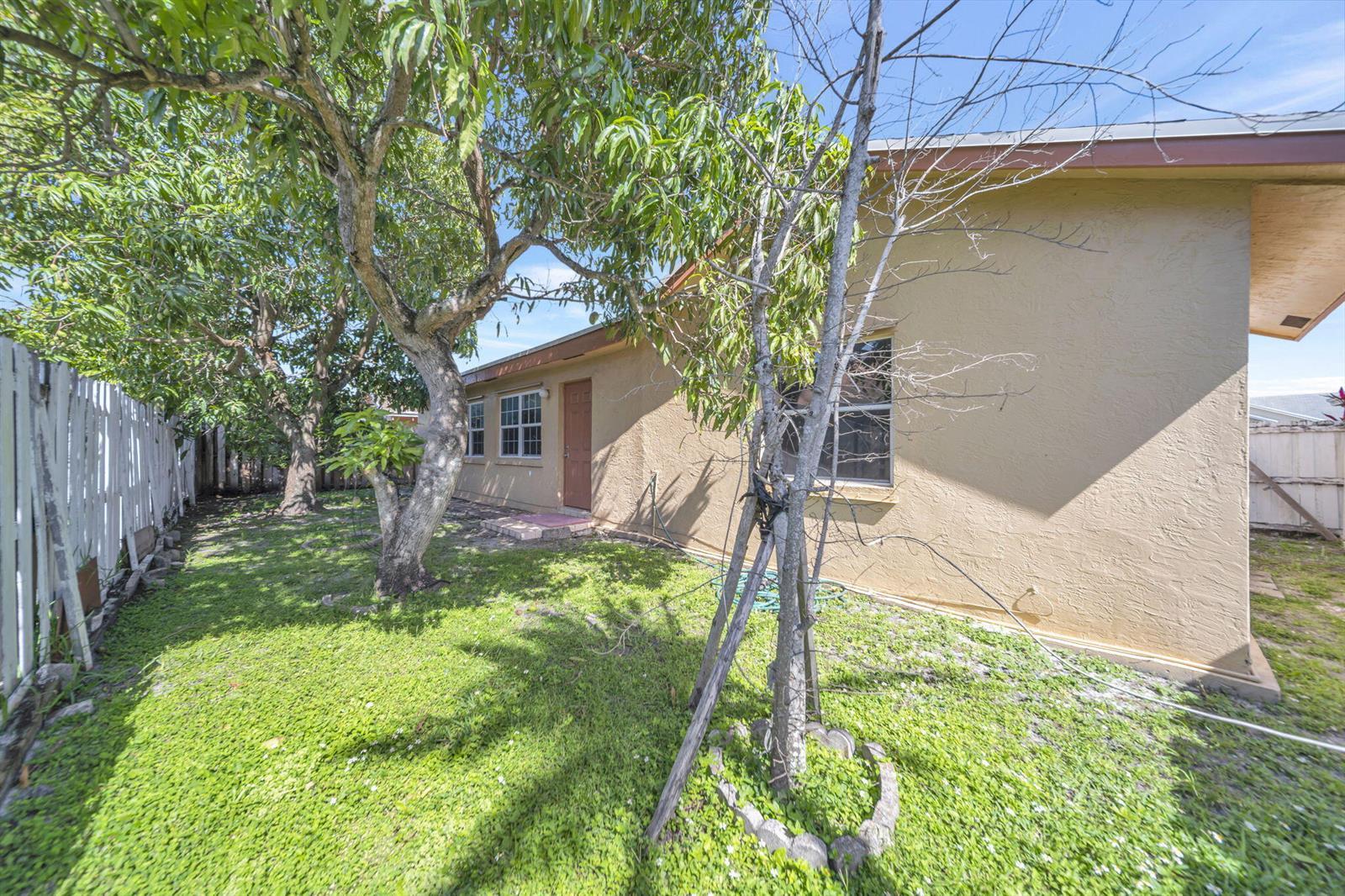 10308 Welleby Isles Lane, Sunrise FL 33351 photo 4