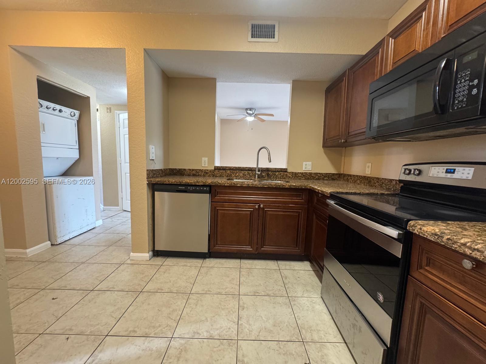 1133 Golden Lakes Blvd # 813, West Palm Beach FL 33411 photo 3