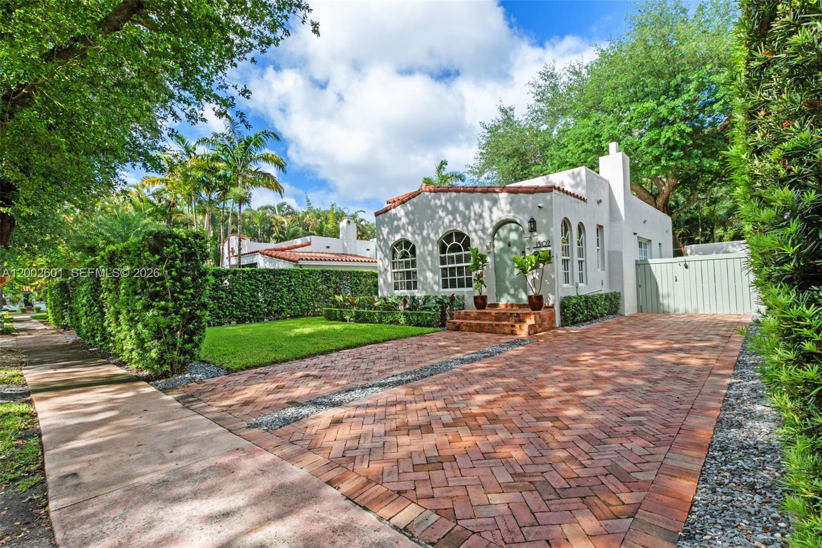 1502 El Rado St, Coral Gables FL 33134 photo 2