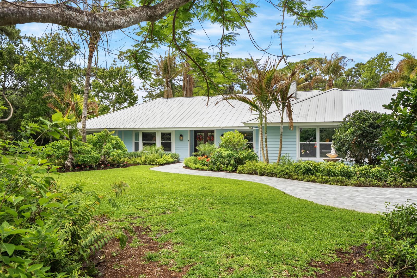 19785 Castlewood Drive, Jupiter FL 33458 photo 3