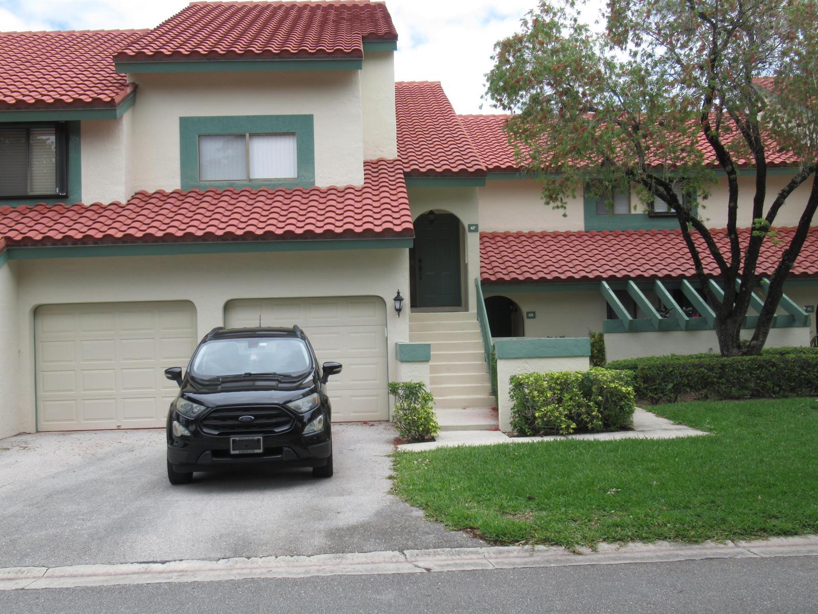 4 Lexington Lane E # F, Palm Beach Gardens FL 33418