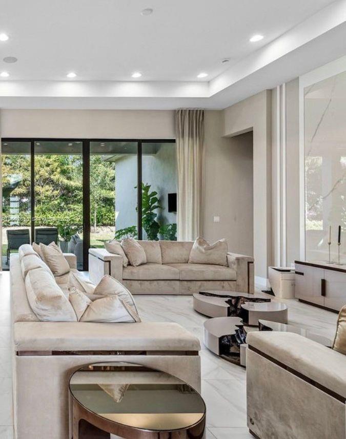 8533 Ganton Dr, Boca Raton FL 33434